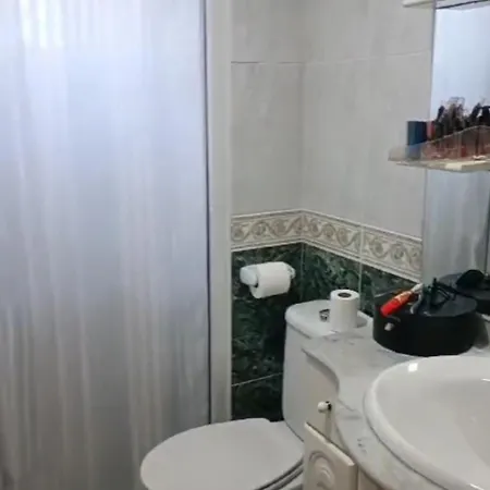 Piso En Estacion De Buses Апартаменты Гранада